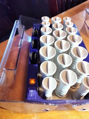 2000 Hot Tools Professional 20 Piece Hot Rollers Model 1321. SHIPS FREE